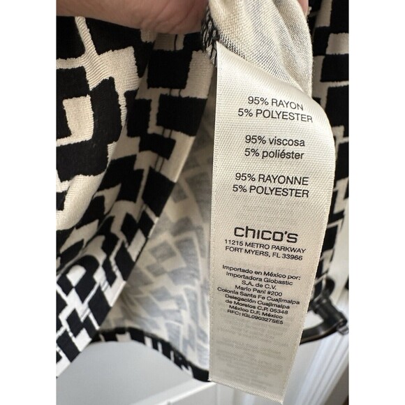 Chicos Black and Cream Abstract Print Pullover Round Neck LS Womens Top Size 1 - Picture 5 of 5